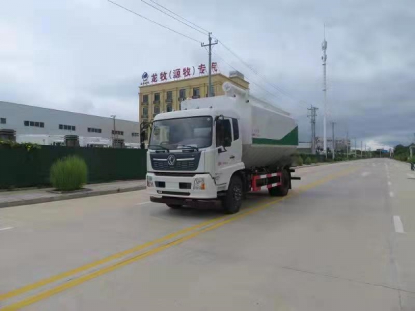 24方12噸飼料車(chē)-單橋天錦