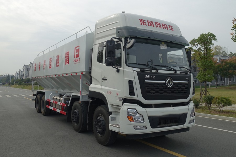散裝飼料車(chē)發(fā)車(chē)河北玖興